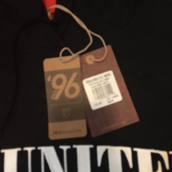 DC United MLS Mitchell & Ness Short Sleeve Split Hoodie NWT Men's Small MSRP $65 - Picture 5 of 8